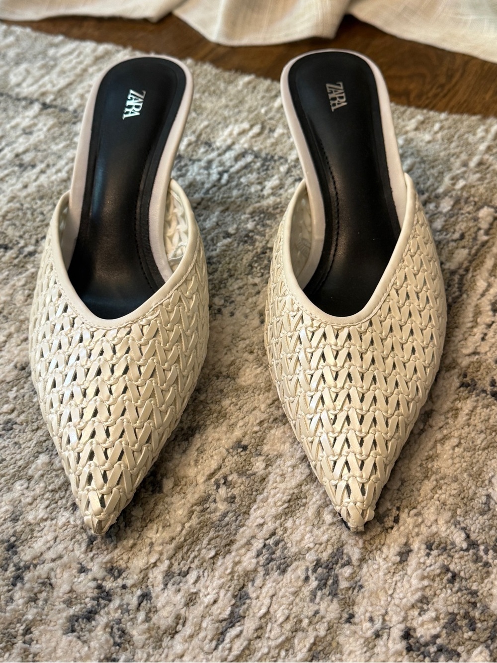 Zara Cream Woven Pointed Mule - Elegant Slip-On Women’s Shoe - size 37